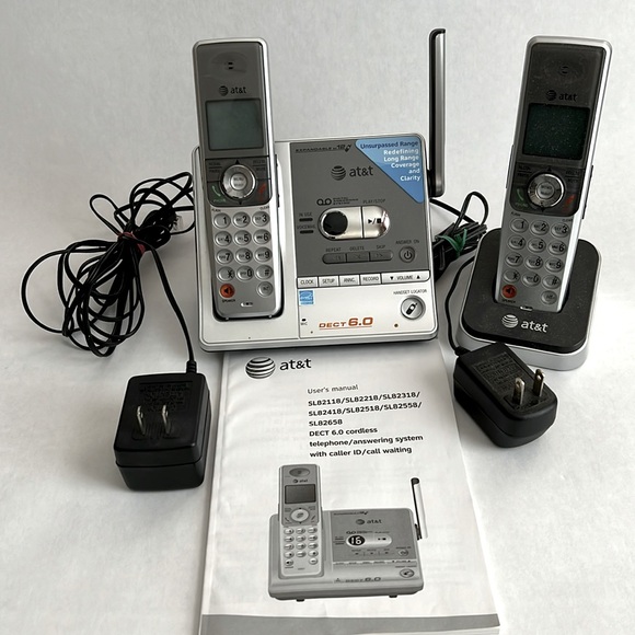 AT&T DECT 6.0 cordless Telephone / Answering system - Picture 1 of 3